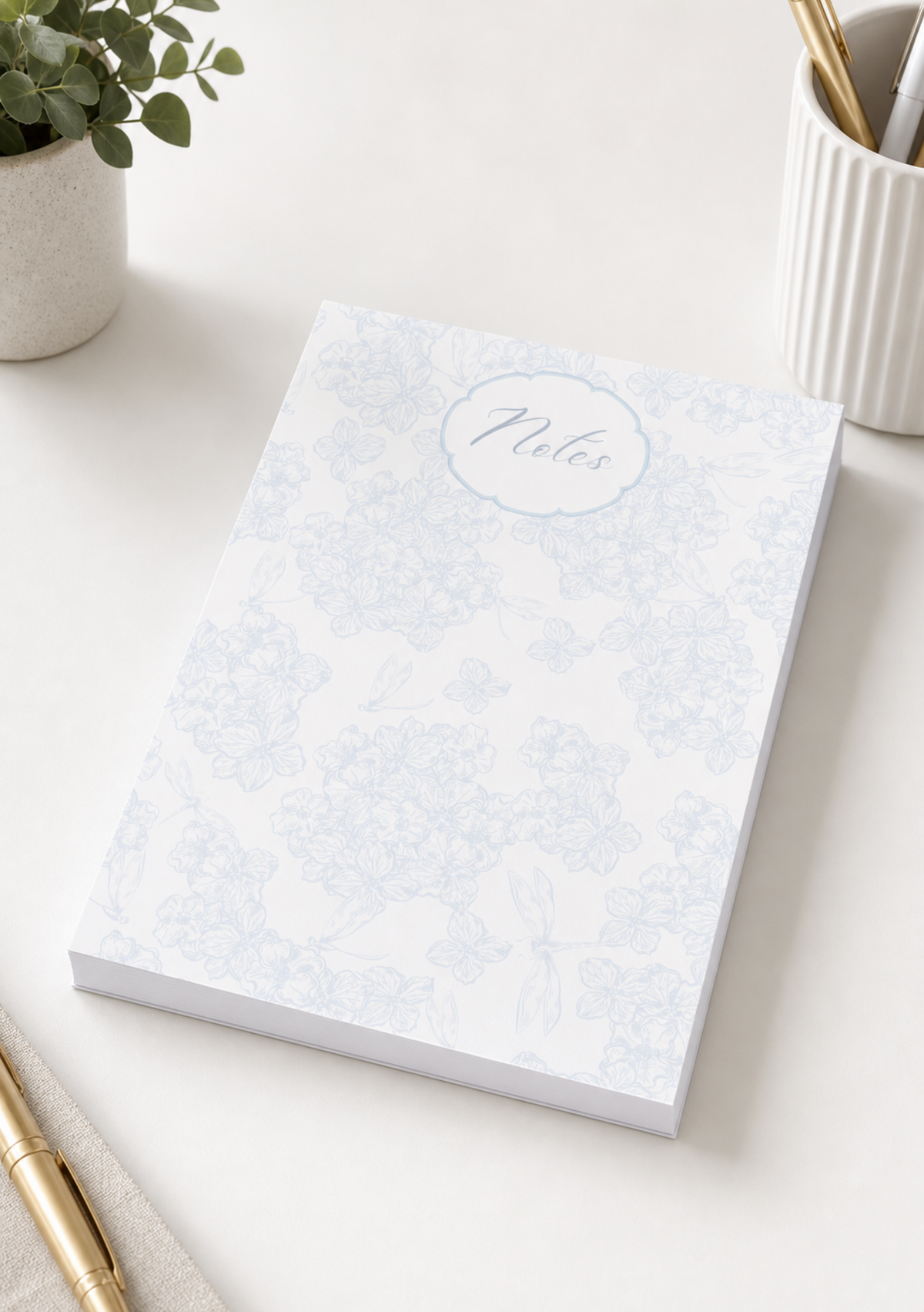 Vintage style hydrangea notepad